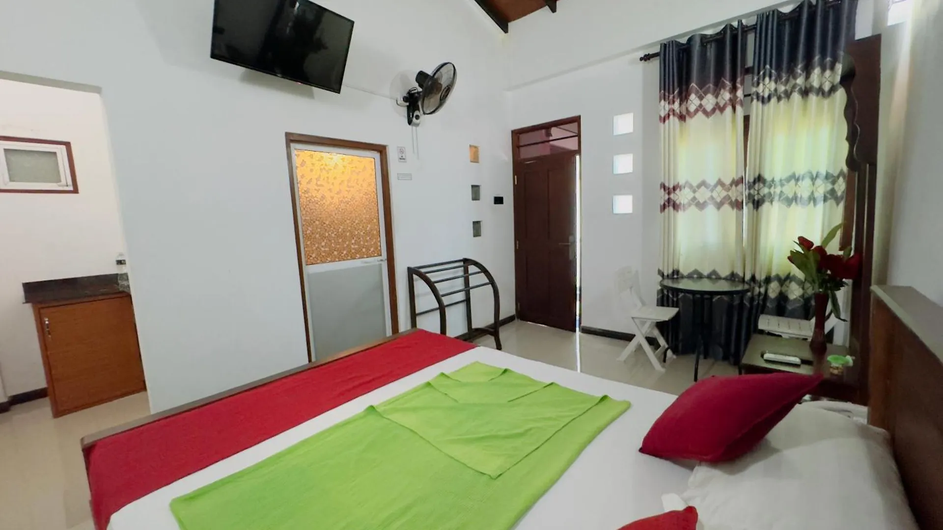 Airport J Dream Resort Dewamottawa 0*,  Srí Lanka