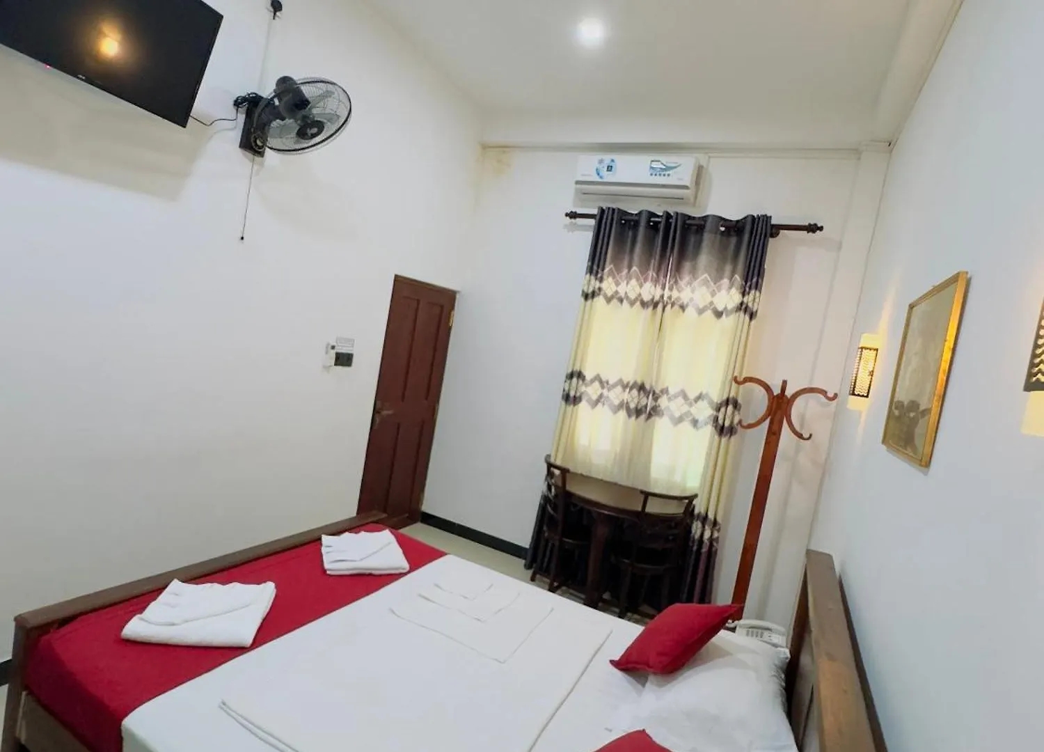 Airport J Dream Resort Dewamottawa Bed & Breakfast